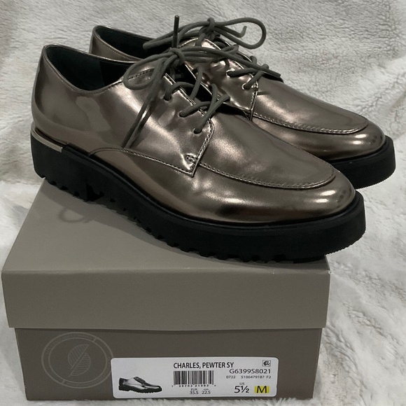 Franco Sarto Shoes - Franco Sarto NWB ‘Charles’ Oxfords, Pewter in Size 5.5